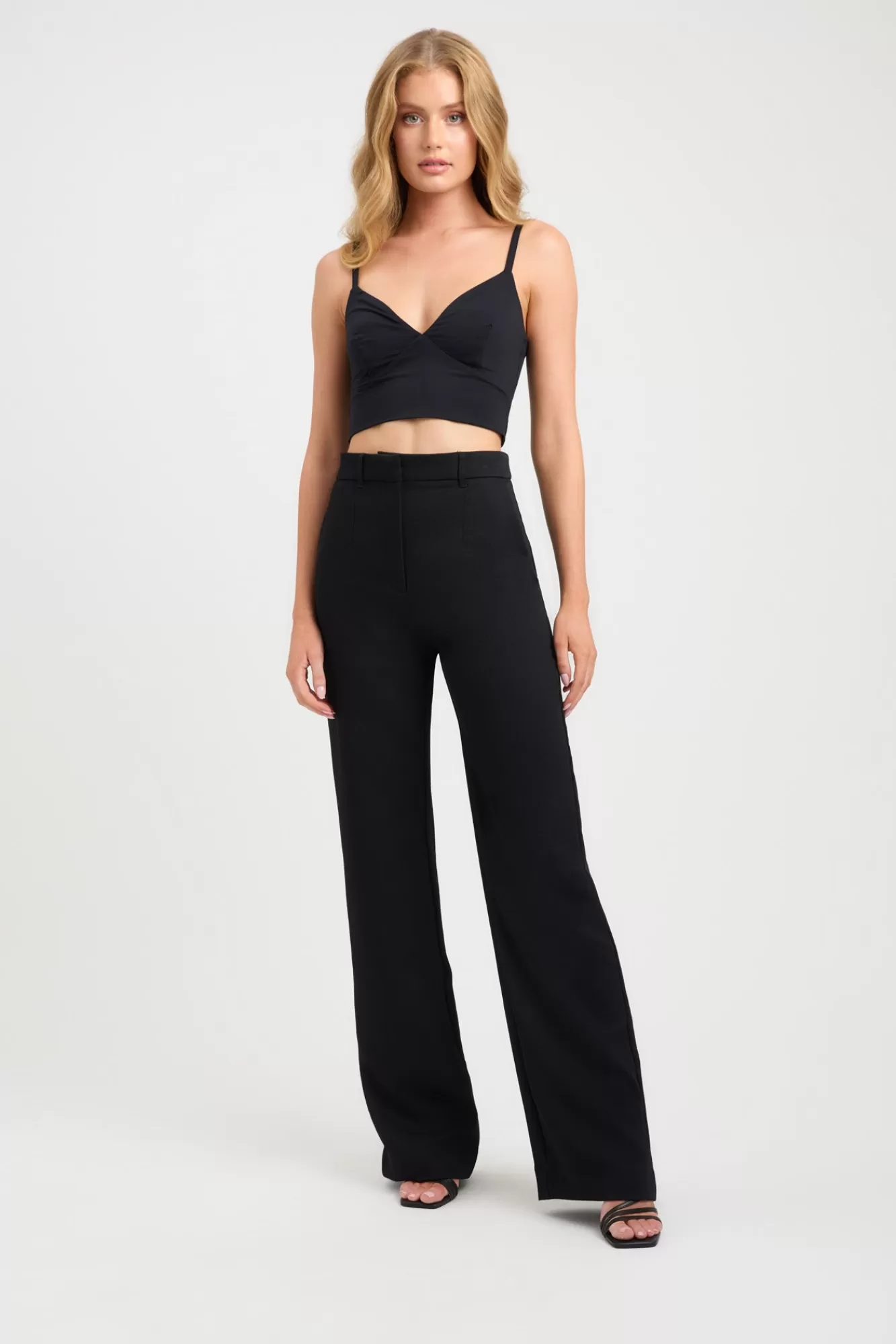 KOOKAÏ Ivana Crop Black Cheap