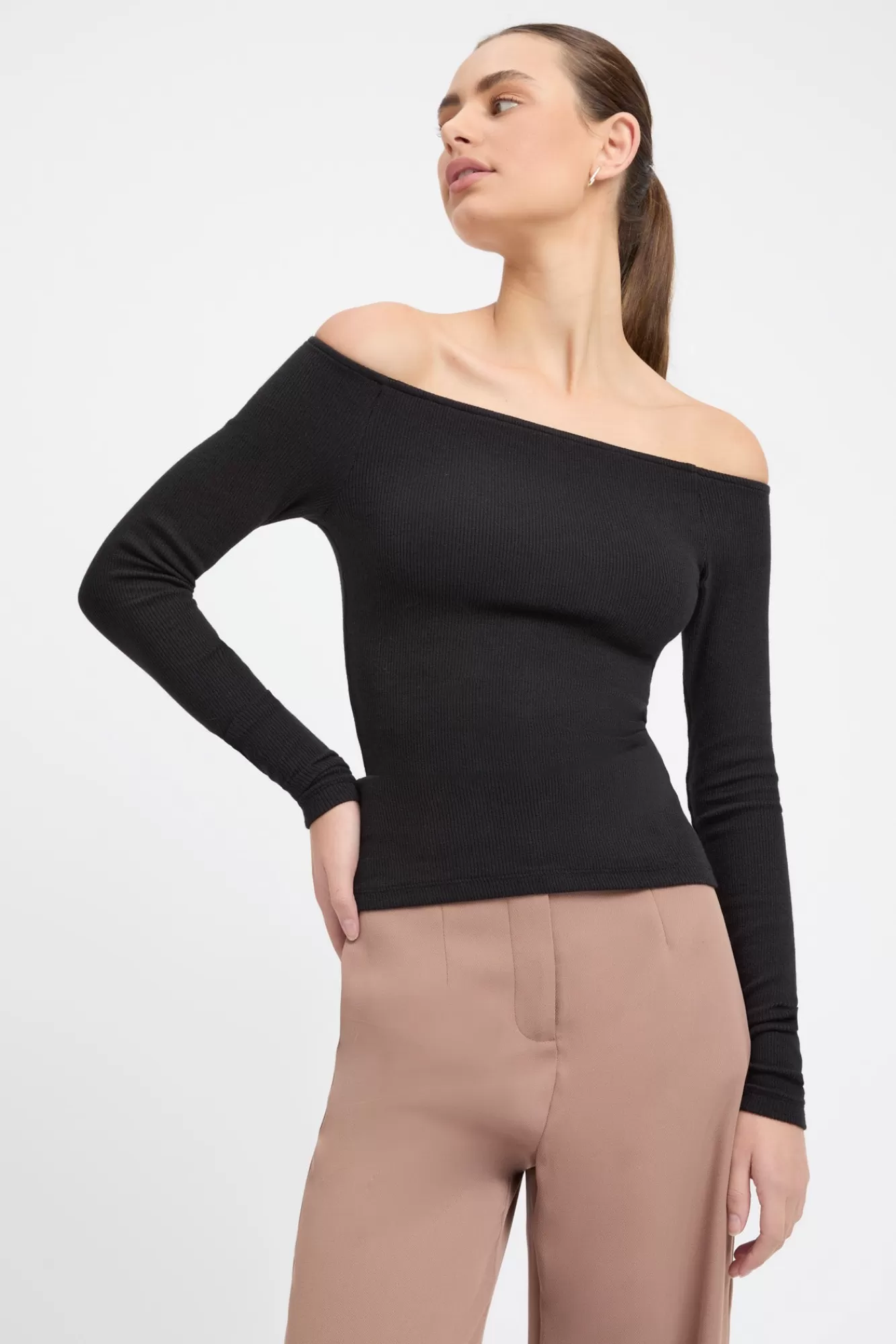 KOOKAÏ Mia Off Shoulder Top Black Store