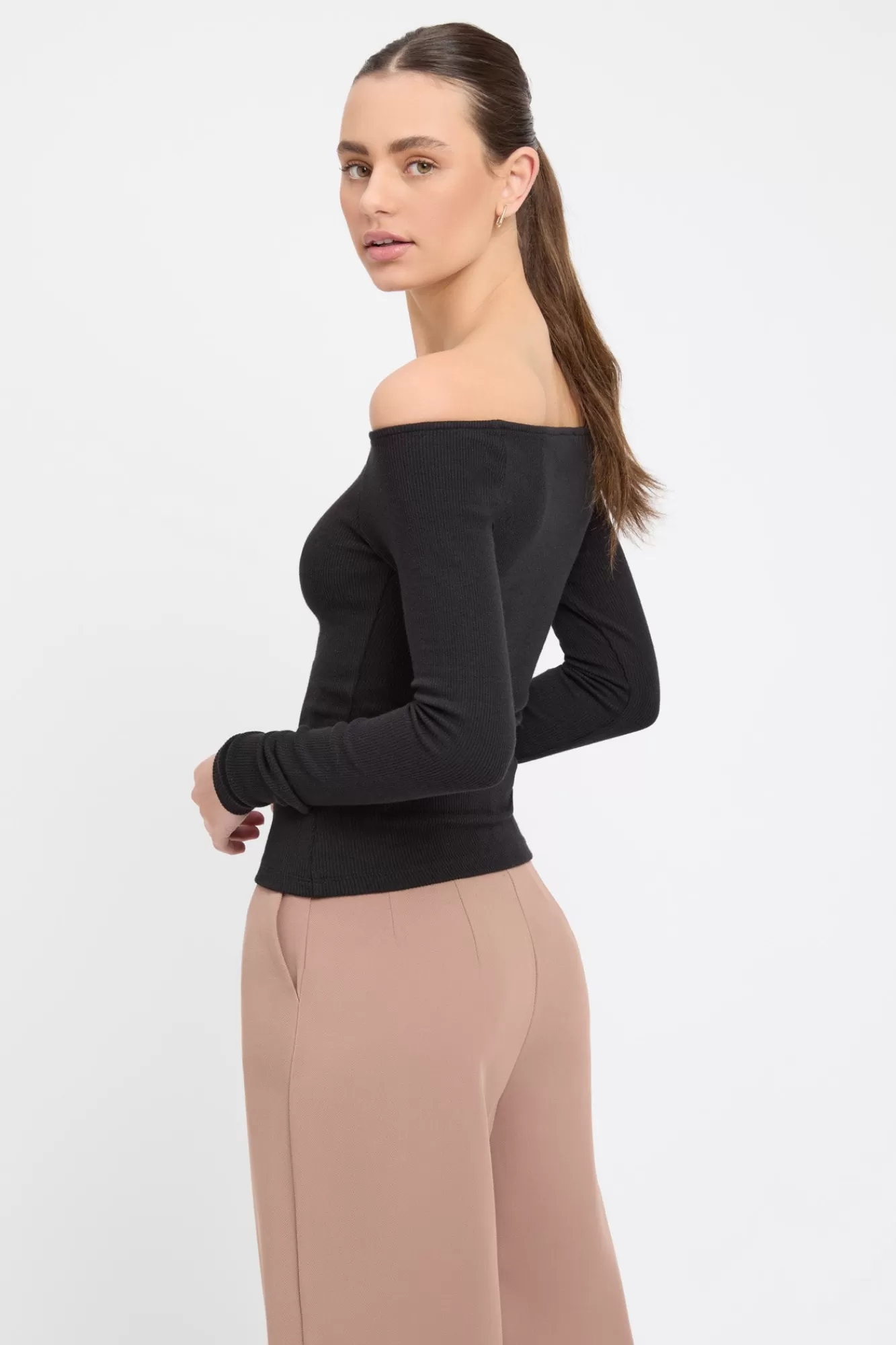 KOOKAÏ Mia Off Shoulder Top Black Store