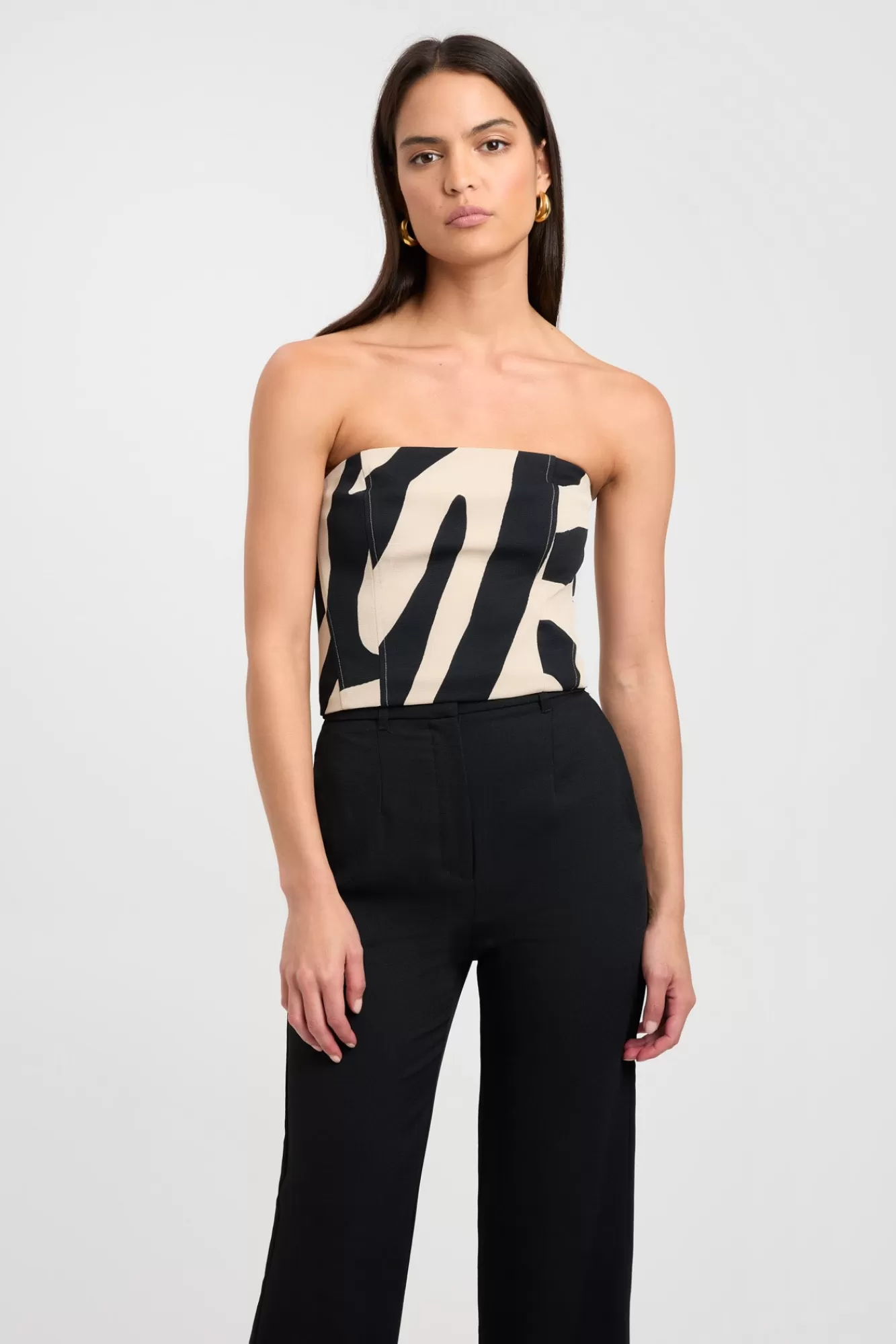 KOOKAÏ Sascha Strapless Top Oat/Black Sale