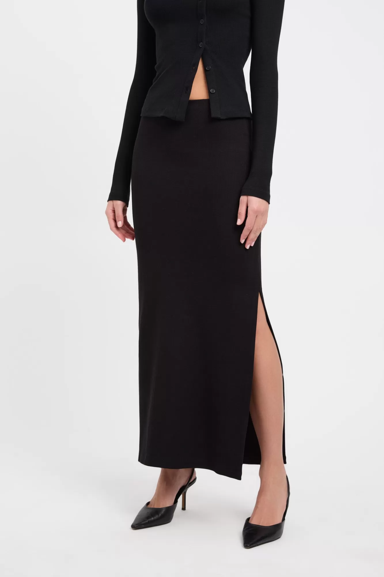 KOOKAÏ Staple Low Rise Skirt Black Hot